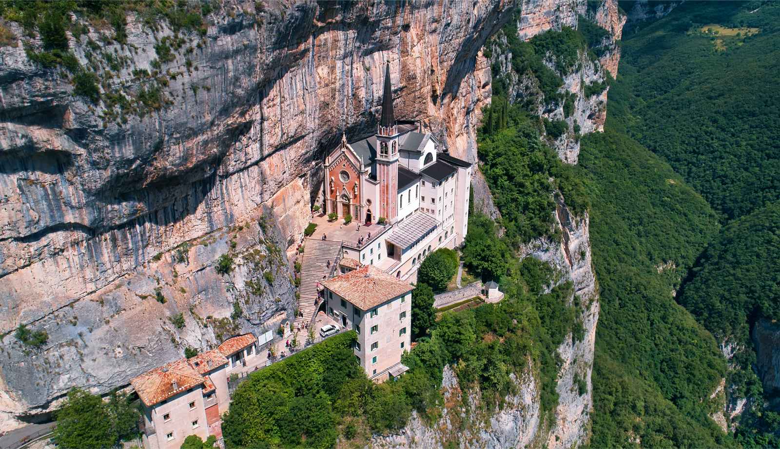 Things to Do in Verona Santuario Madonna della Corona