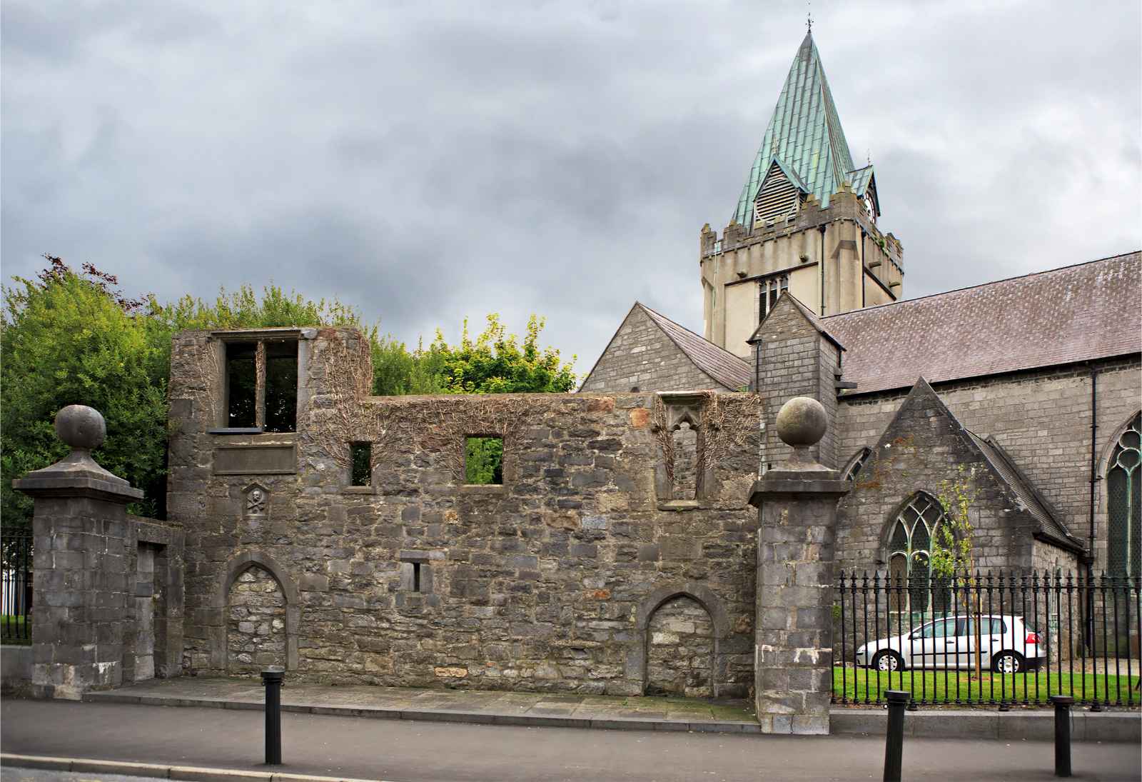 Things to do in Galway Lynch Memorial Window