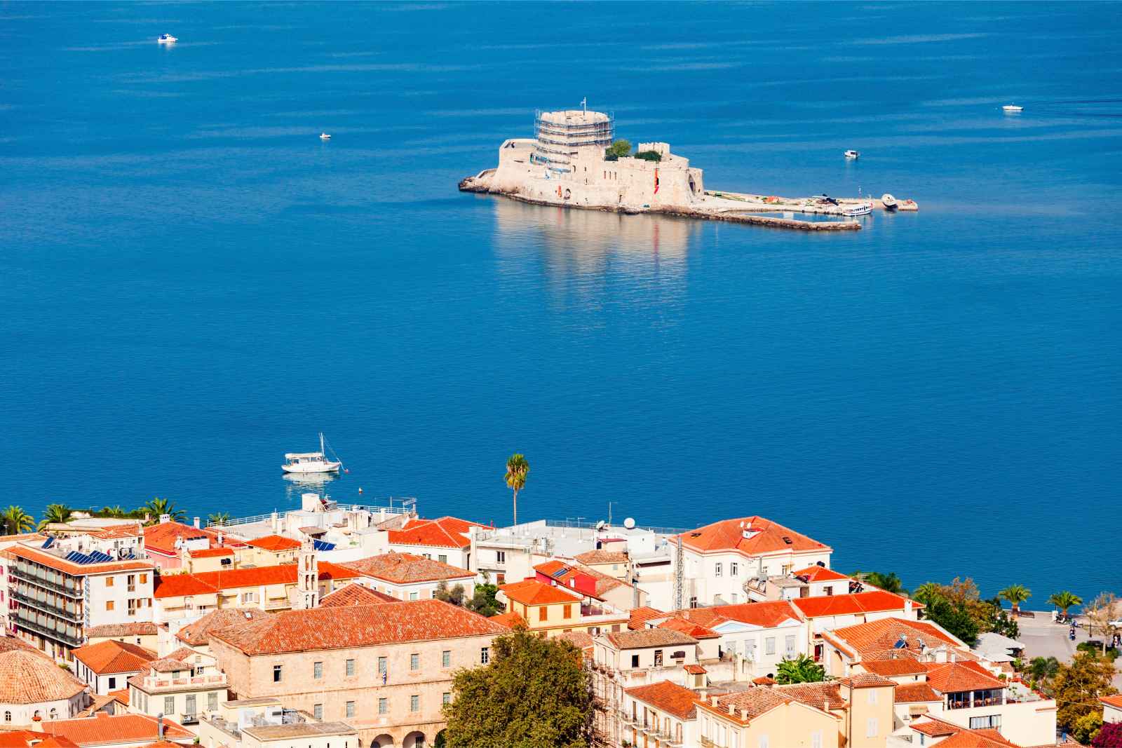 Things to do in Greece Nafplion Bourtzi Castle