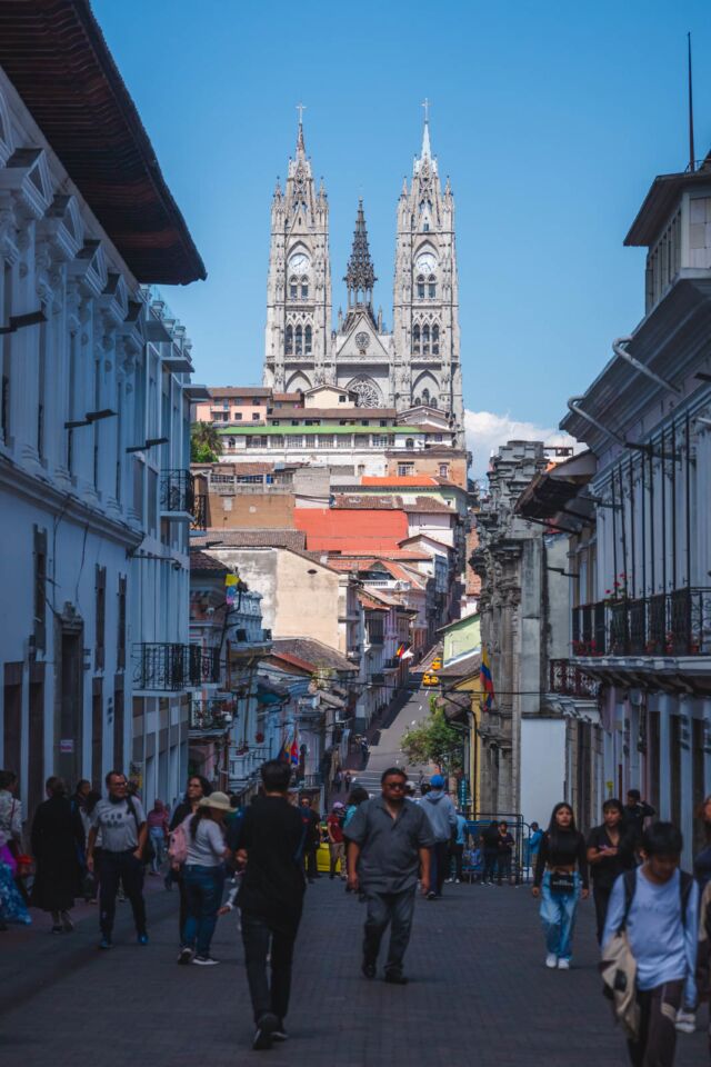 Best things to do in Quito Ecuador Basilica Del Voto National